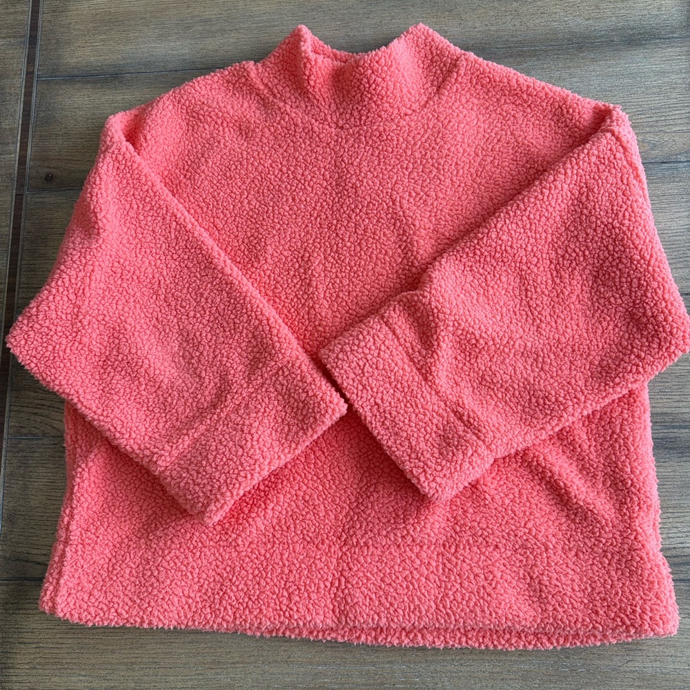 GAP Coral Fleece Pullover